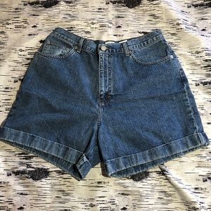 Vintage high waist Calvin Klein dad shorts size 14